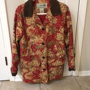 LL Bean Barn coat, worn 19 times. In great condition.